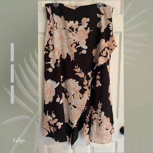Calvin Klein black/floral ankle length skirt-size 10